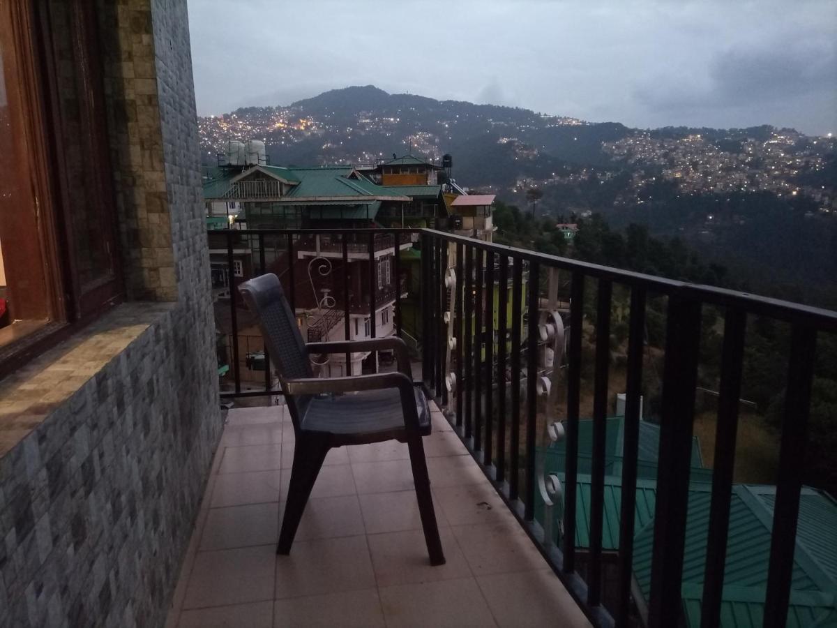 Thakur Homes- Couple And Family Friendly Homestay Σίμλα Εξωτερικό φωτογραφία