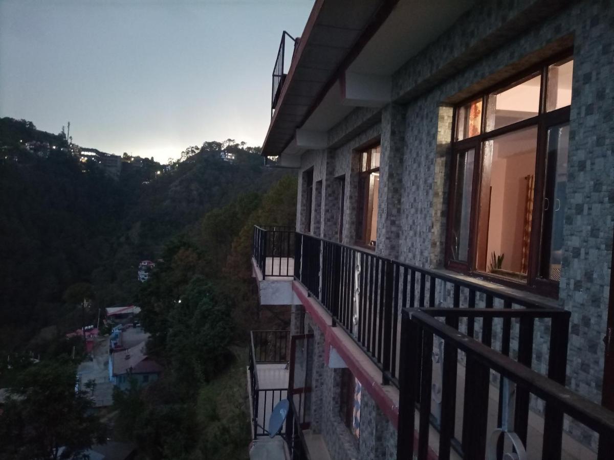 Thakur Homes- Couple And Family Friendly Homestay Σίμλα Εξωτερικό φωτογραφία