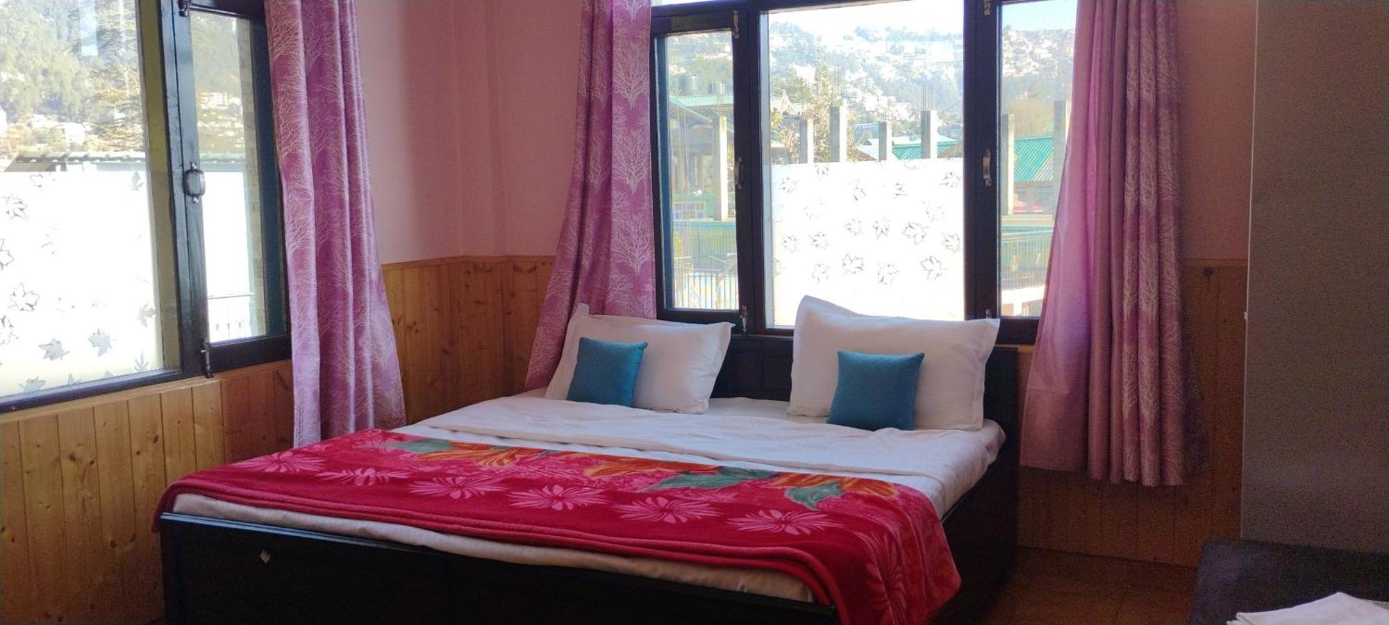 Thakur Homes- Couple And Family Friendly Homestay Σίμλα Εξωτερικό φωτογραφία