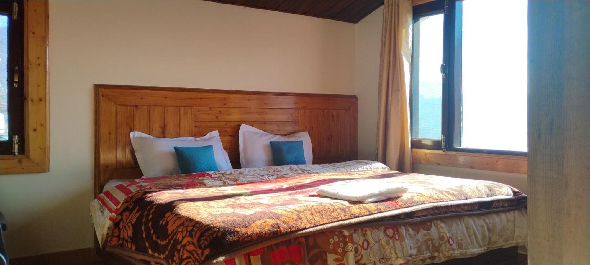 Thakur Homes- Couple And Family Friendly Homestay Σίμλα Εξωτερικό φωτογραφία